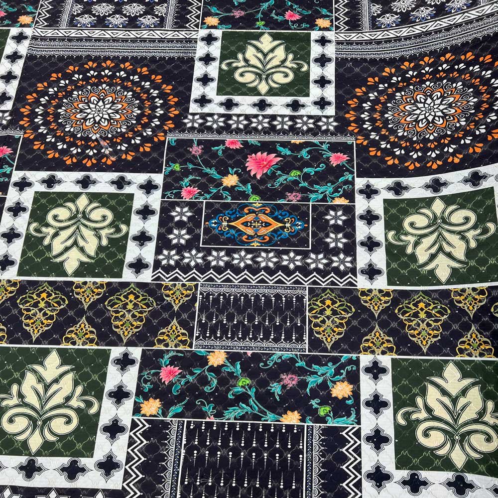 ركامه مشجر بإضافة التطريز